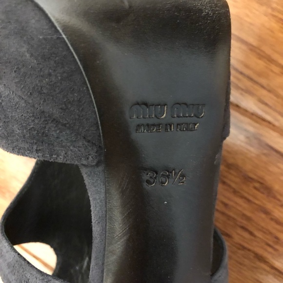 Sexy MIU MIU Grey Suede Platform Gladiators - Picture 7 of 8